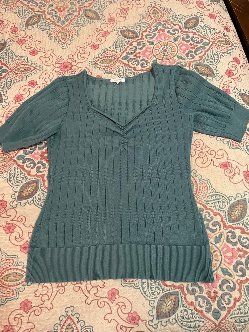 Maurices Ribbed Short-Sleeve V-Neck Top in Teal Blue